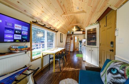 Central Oregon House | Birdhouse country living close to everything