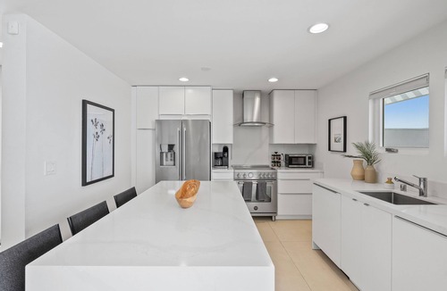 La Jolla House | Birdrock Paradise with Private Pool/Spa, AC, fast WiFi & Yard