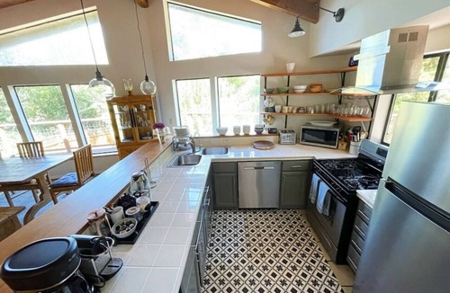 Point Reyes Station House | Birdsong Retreat | Hot Tub, Surrounded by Nature