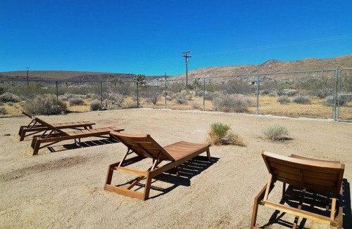 Yucca Valley House | Black Moon Ranch: Family & Pet-Friendly Joshua Tree Area Stargazing Retreat