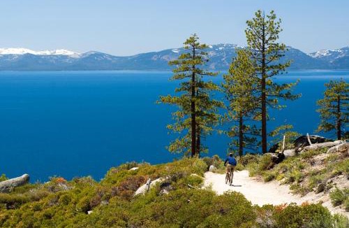 Tahoe Paradise House | Blackfoot Luxury Retreat - Hot Tub Pool Table Pets Deck
