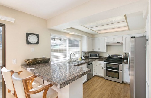 Solana Beach Condo | Blissful SEA'renity - Family Townhome Perfect for Game Night- Pet Friendly