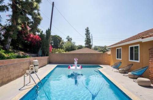 Montebello House | Blue Lagoon | Pool | Games | Close to DT
