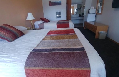 Panguitch Hotel | Blue Pine Motel