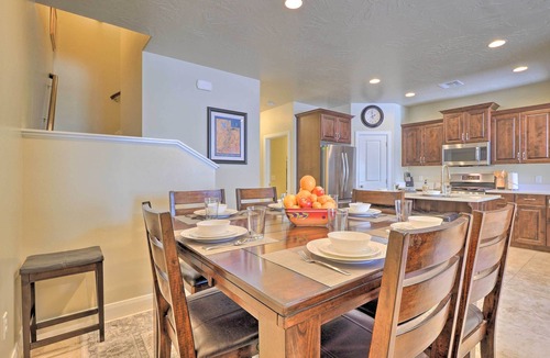 Sienna Hills House | 'Blue Sky Get-a-Way' Townhome w/Patio, Grill
