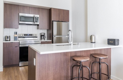 Old San Leandro Apartment | Blueground | Old San Leandro, fitness center, nr San Leandro Plaza
