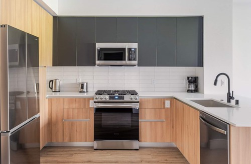 Newhall Apartment | Blueground | Santa Clara, washer, nr Central Park