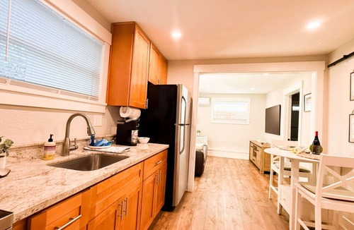 Concord Apartment | Bonifacio Oasis | Full Kitchen | Washer Dryer