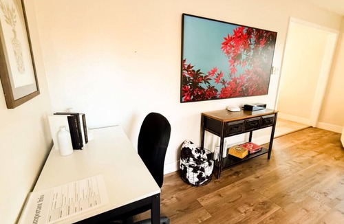 Concord Apartment | Bonifacio Retreat | King Bed | Washer Dryer