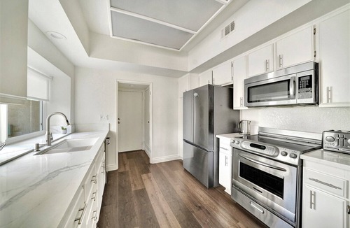 Laguna Niguel House | Book PALM COURT Spacious 3BR Sleeps 6 Central to All SoCal Fun