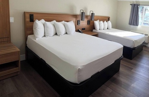 San Ysidro Hotel | BORDER PLAZA HOTEL