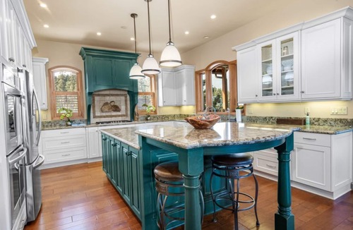 Boulder Bay House | Boulder Cove։ Lakefront Estate