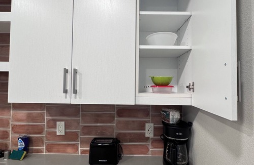Midway District Apartment | Bowen: Comfortable 1-Bedroom Escape in San Diego with WiFi & AC