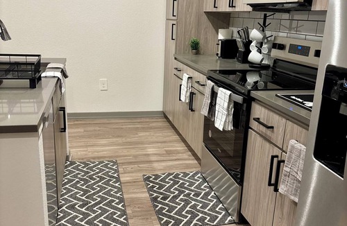 Sundance Apartment | Brand-New Build-Luxury 2BR Retreat-Resort Pool -Travel Nurse Friendly-Buckeye AZ