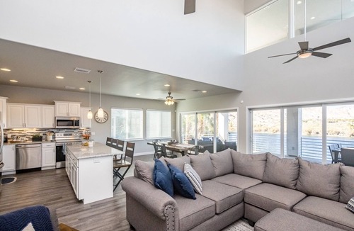 Holiday Shores House | Brand New Riverfront Home with View and only minutes to Laughlin