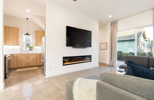 Sellwood-Moreland House | Brand New Sellwood/Moreland Contemporary