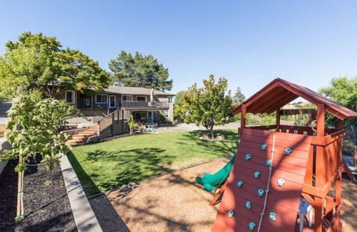 Lafayette House | BREATHTAKING VIEWS Executive Lafayette Family Home