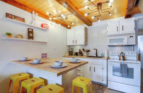 Brian Head Apartment | Brian Head Mountain Retreat < 1 Mi to Ski Resort!