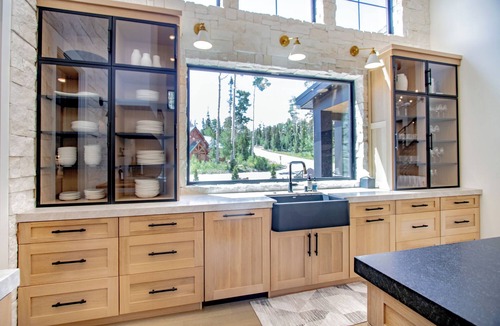 Brian Head Cabin | Brian Head Ski In & Out Mountain Estate with TONS of Amenities