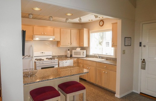 Northwest Carmel House | Briarwood Inn
