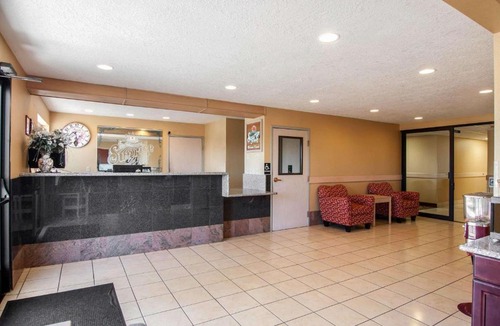 Sublimity Hotel | Bridgeway Inn & Suites