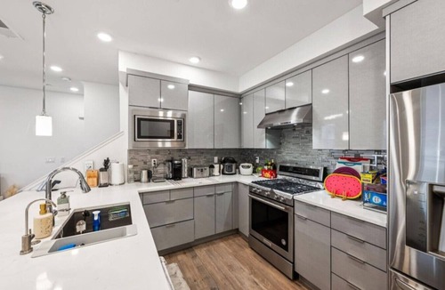 East San Jose House | Bright 3BR/3BA San Jose Townhome | Great Location