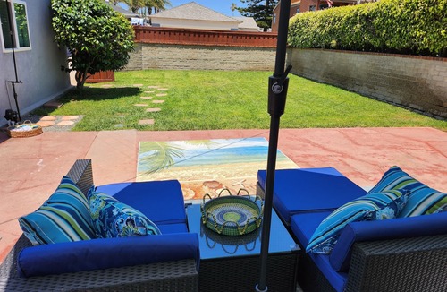 Crown Point House | Bright Beach Home 3 Minute Walk to Ocean & Bay Huge Private Backyard