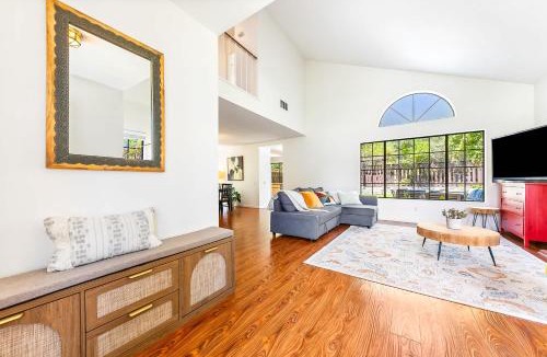 Carmel Valley House | Bright Carmel Valley Home - 3BR BIG YARD