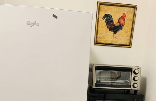 San Leandro House | Bright Private In-law 1 bedroom unit in San Leandro hills w/ Washer&Dryer
