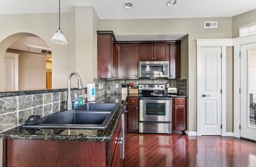 West Linn House | Bright West Linn 2BR w/Free Parking & In-Unit W/D, by Blueground