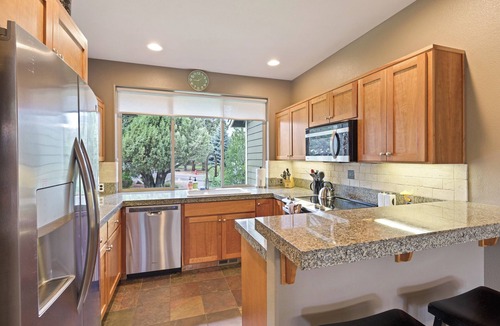 Redmond House | Brighter Days - Hot Tub! Fantastic Escape! Resort Amenities!