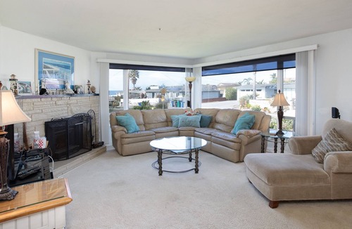 Morro Bay House | Bring the family, including the fur babies!