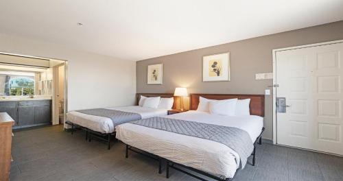 Stockton Hotel | Budget Inn and Suites Stockton Yosemite