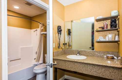 Santa Fe Springs Hotel | Budget Inn