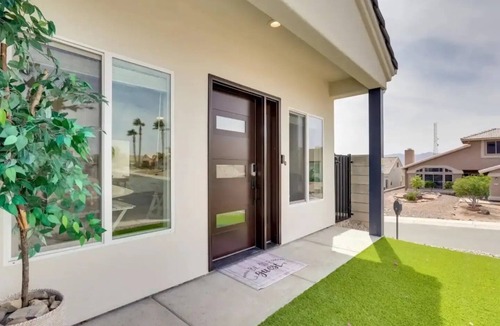 Bullhead City House | Bullhead City 2 Mi to the River!