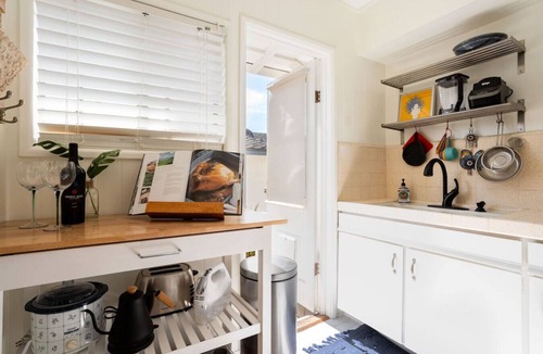 Monrovia House | Bungalow Beauty Near The Foothills