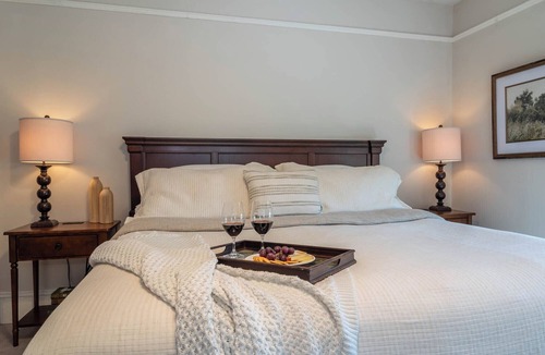Roseburg Bed & Breakfast | C.H. Bailey House