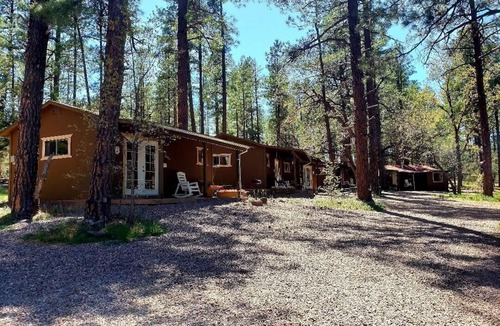 Payson Cabin | CABIN #6 -SWEETHEART'S COTTAGE (JACUZZI & FIREPLACE)