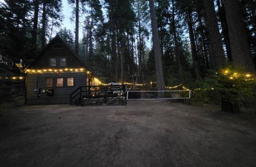Long Barn Villa | Cabin, Relaxation, Trails, Pinecrest Lake Getaway