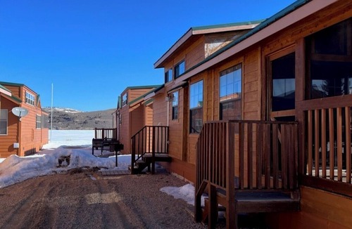 Mammoth Creek Cabin | Cabins by Panguitch Lake: Where Rustic Charm Meets Amazing Fishing!