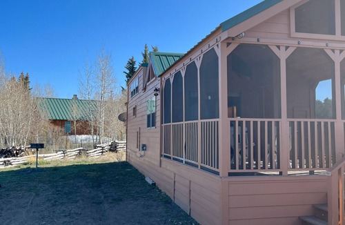 Mammoth Creek Cabin | Cabins by Panguitch Lake: Where Rustic Charm Meets Amazing Fishing!