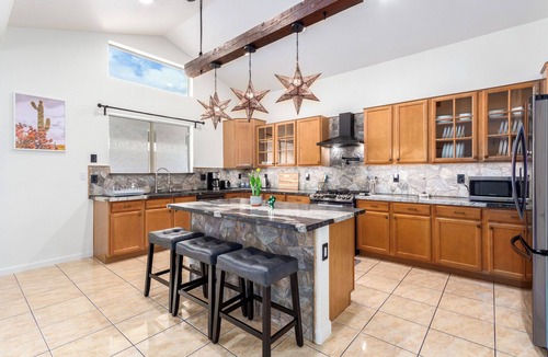 Rio Crossing House | Cactus House: 5BR Family Fun Hub