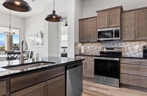 Mesquite House | Caddyshack by Mesquite Vacation Rentals in Val Vista w/pool, putting green and over $500 in complimentary daily activities!