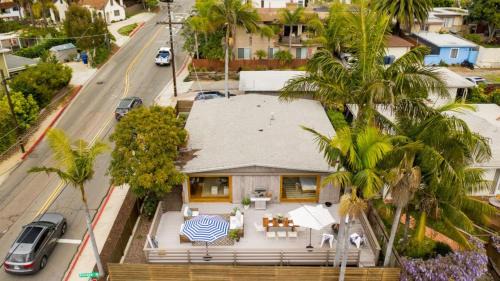 Cardiff-by-the-Sea House | Camden by AvantStay