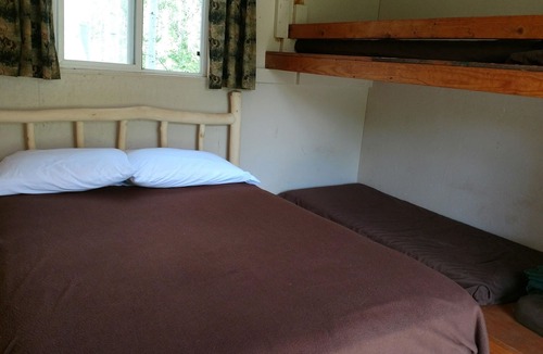 Monticello Cabin | Camp Jackson Pavilion & Cabins