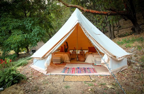 Burnt Ranch RV Rental | Cannabis Farm Glamping Retreat: Near Willow Creek w/Farm Meals, Firepit & Kayaks
