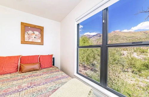 Tucson Condo | Canyon Vista 🌵INCREDIBLE VIEWS- Remodeled, Heated Pool, Spa, Hiking, Gym