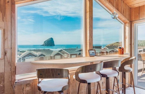 Kiwanda Shores House | Captain's Nest - Views! Steps to beach. Game room. Large fun classic home
