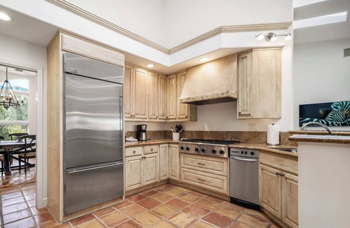 Carmel Valley House | Carmel Valley Sun Lodge | Private and Spacious
