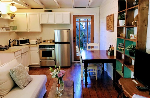 Napa House | Carriage House at Main Street Farmhouse!
